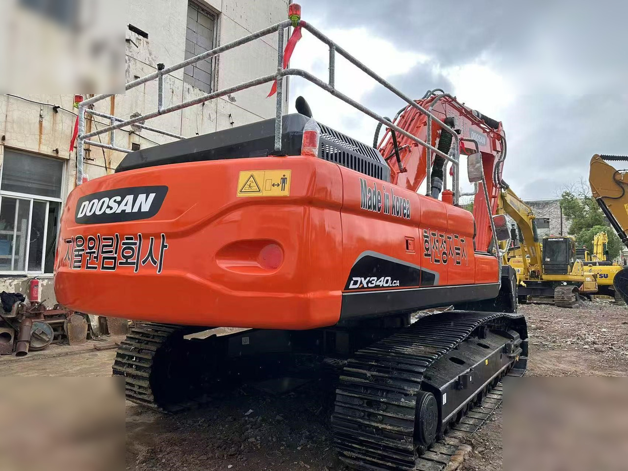 DOOSAN DX340 LCA - Гусеничный экскаватор: фото 2 DOOSAN DX340 LCA - Гусеничный экскаватор: фото 2