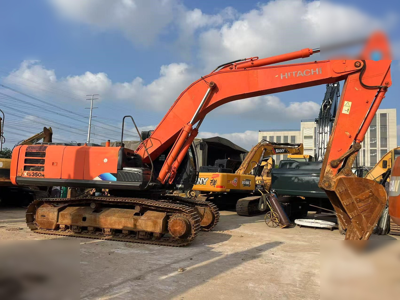 HITACHI ZX350H-5G - Гусеничный экскаватор: фото 2 HITACHI ZX350H-5G - Гусеничный экскаватор: фото 2