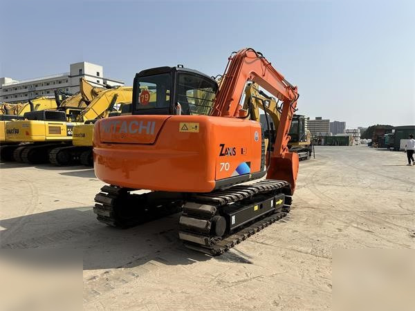 HITACHI ZX70 - Гусеничный экскаватор: фото 5 HITACHI ZX70 - Гусеничный экскаватор: фото 5