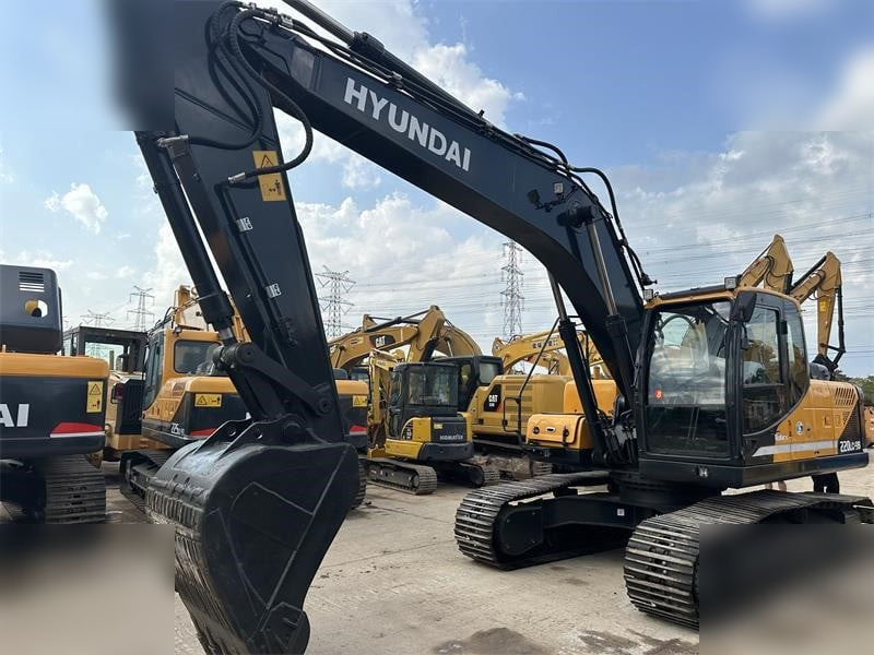 HYUNDAI ROBEX 220 LC-9S - Гусеничный экскаватор: фото 4 HYUNDAI ROBEX 220 LC-9S - Гусеничный экскаватор: фото 4