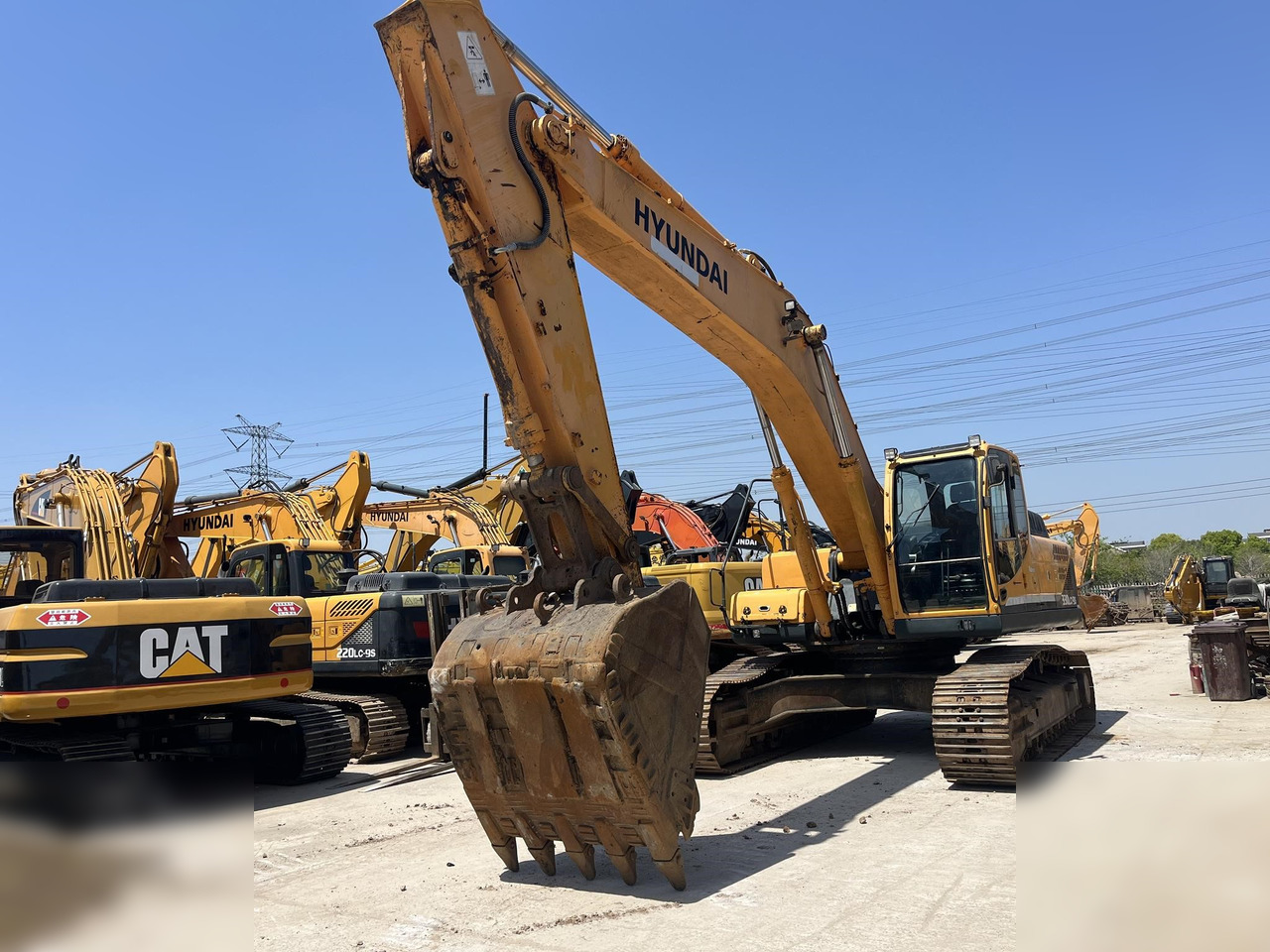 HYUNDAI ROBEX 330 LC-9S - Гусеничный экскаватор: фото 3 HYUNDAI ROBEX 330 LC-9S - Гусеничный экскаватор: фото 3