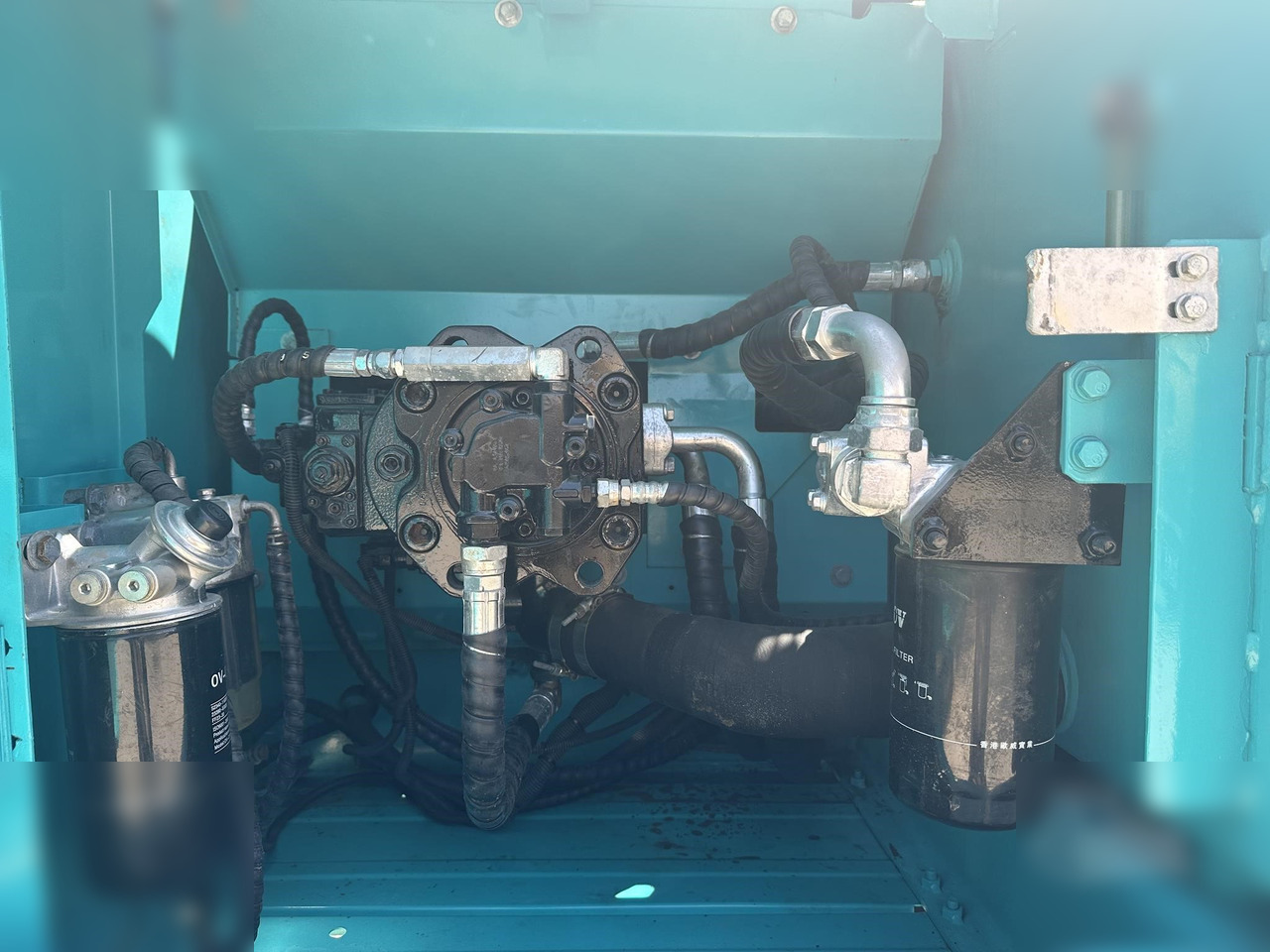 KOBELCO SK210 LC-8 - Гусеничный экскаватор: фото 5 KOBELCO SK210 LC-8 - Гусеничный экскаватор: фото 5