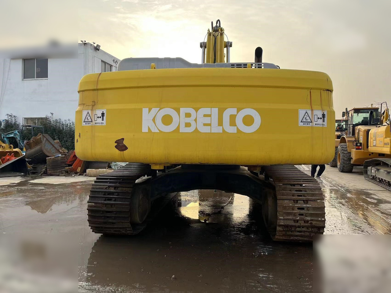 KOBELCO SK350 LC-8 - Гусеничный экскаватор: фото 3 KOBELCO SK350 LC-8 - Гусеничный экскаватор: фото 3