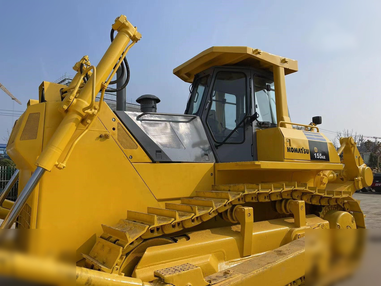 KOMATSU D155AX-3 - Бульдозер: фото 1 KOMATSU D155AX-3 - Бульдозер: фото 1