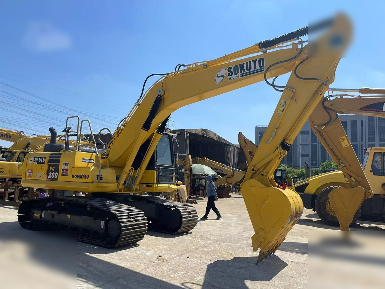 KOMATSU PC200-8 - Гусеничный экскаватор: фото 5 KOMATSU PC200-8 - Гусеничный экскаватор: фото 5