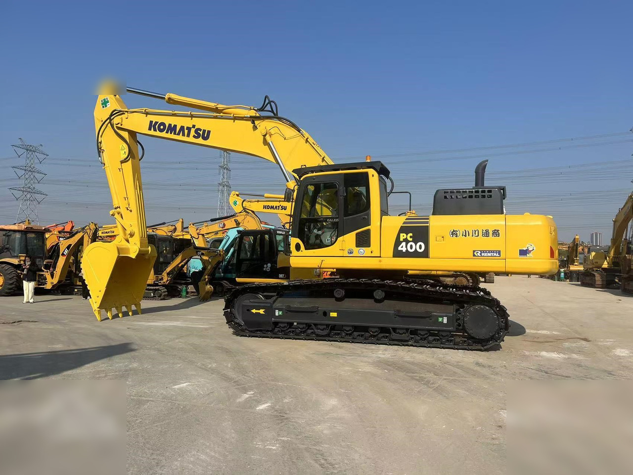 KOMATSU PC400-8R - Гусеничный экскаватор: фото 1 KOMATSU PC400-8R - Гусеничный экскаватор: фото 1