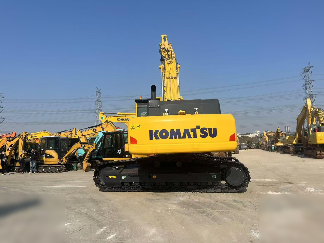 KOMATSU PC400-8R - Гусеничный экскаватор: фото 3 KOMATSU PC400-8R - Гусеничный экскаватор: фото 3
