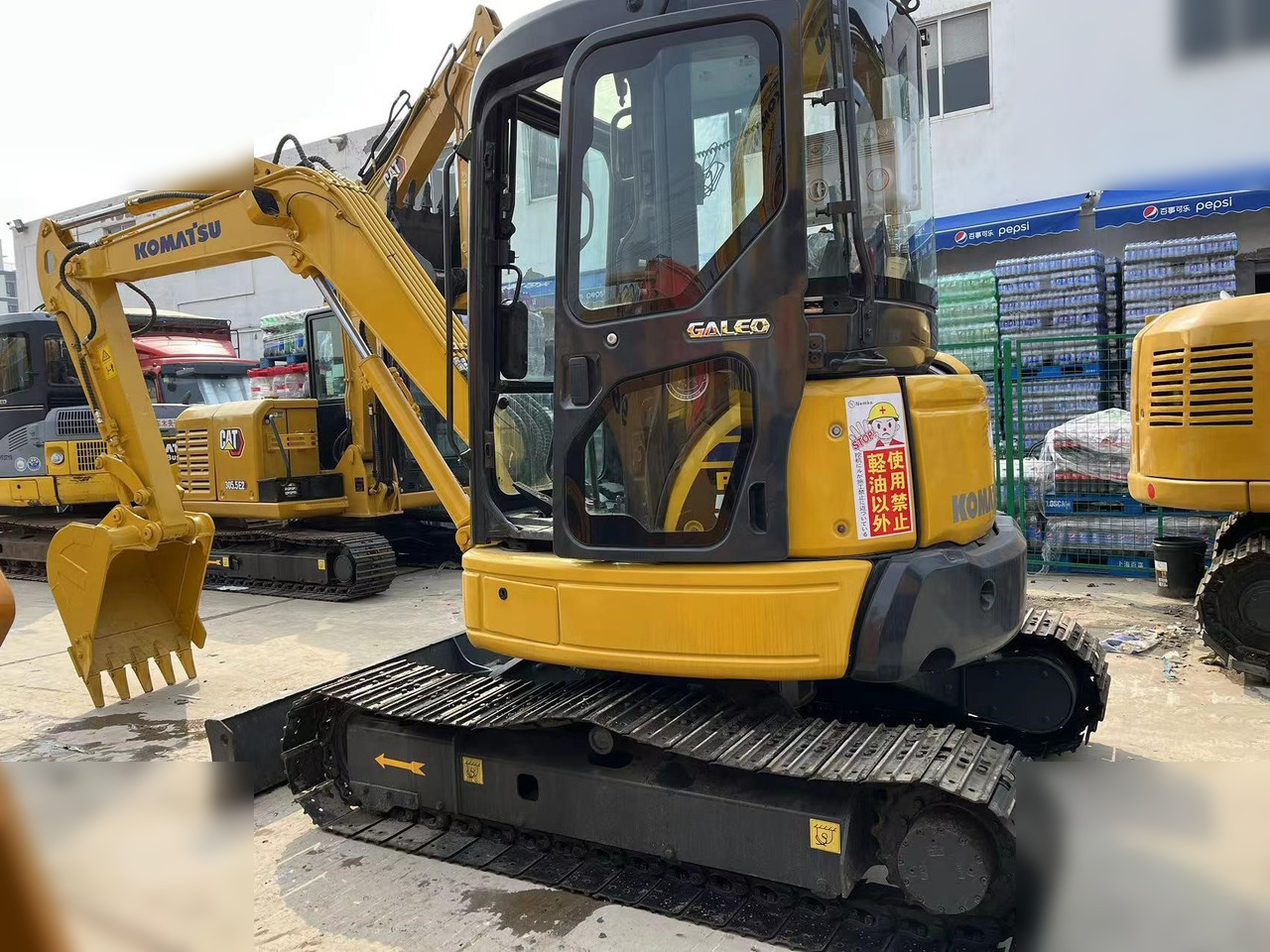 KOMATSU PC55MR-2 - Мини-экскаватор: фото 3 KOMATSU PC55MR-2 - Мини-экскаватор: фото 3