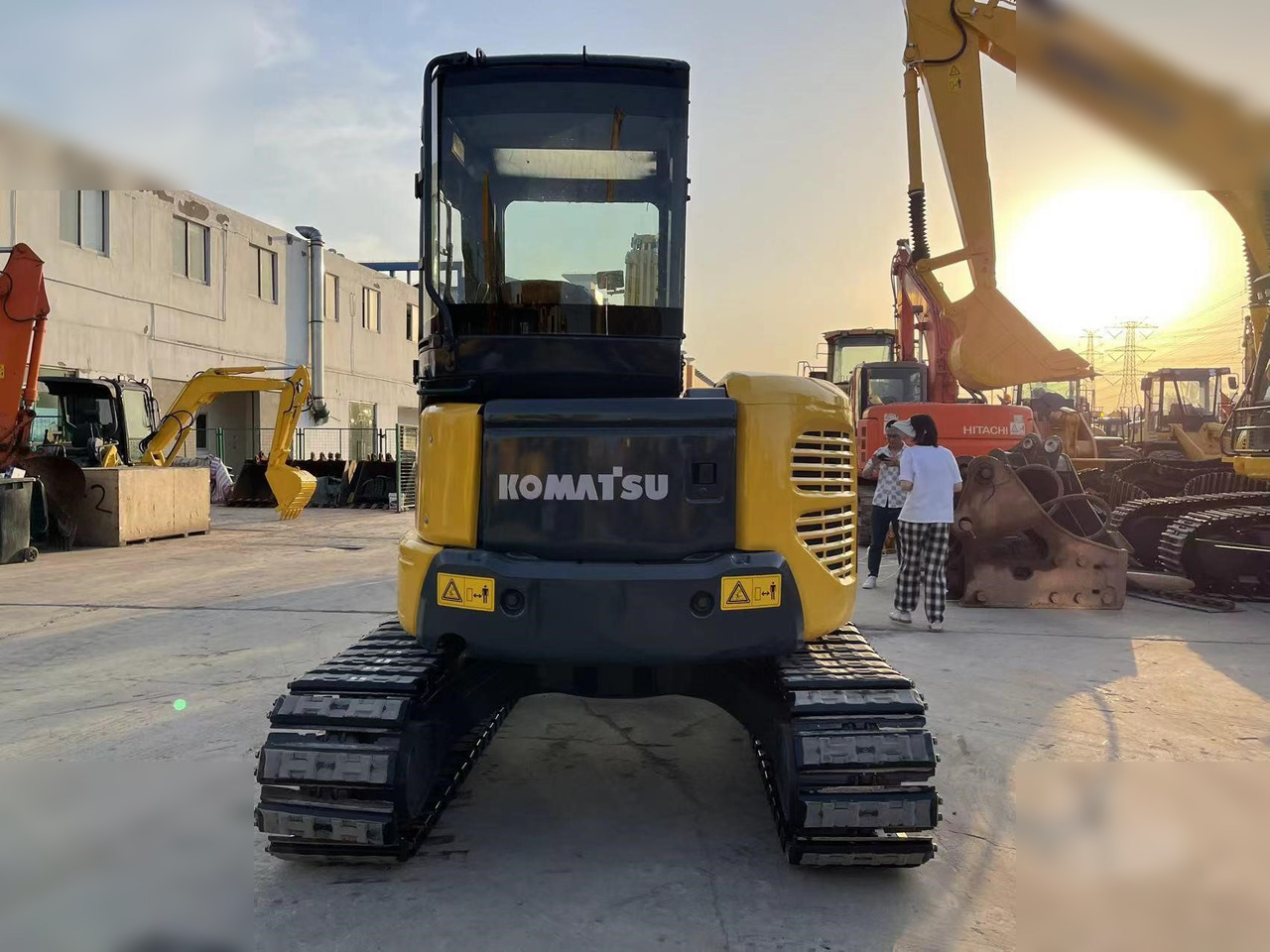 KOMATSU PC55MR-2 - Мини-экскаватор: фото 3 KOMATSU PC55MR-2 - Мини-экскаватор: фото 3