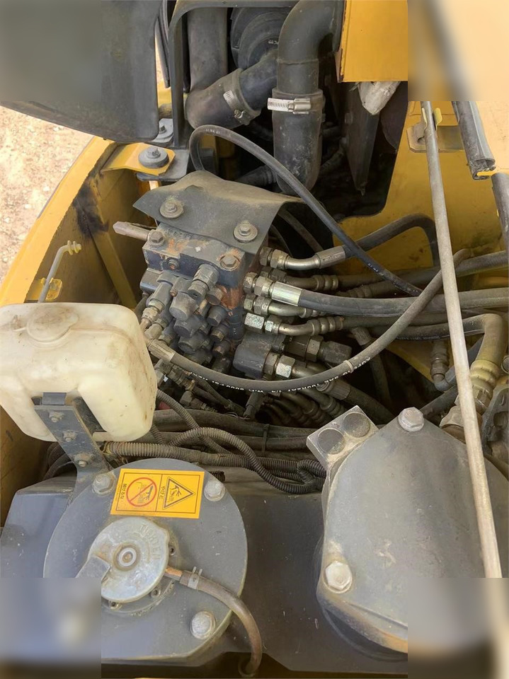 Гусеничный экскаватор KOMATSU PC78US-6: фото 10