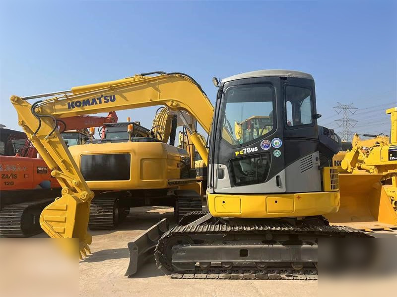KOMATSU PC78US-6 - Гусеничный экскаватор: фото 1 KOMATSU PC78US-6 - Гусеничный экскаватор: фото 1