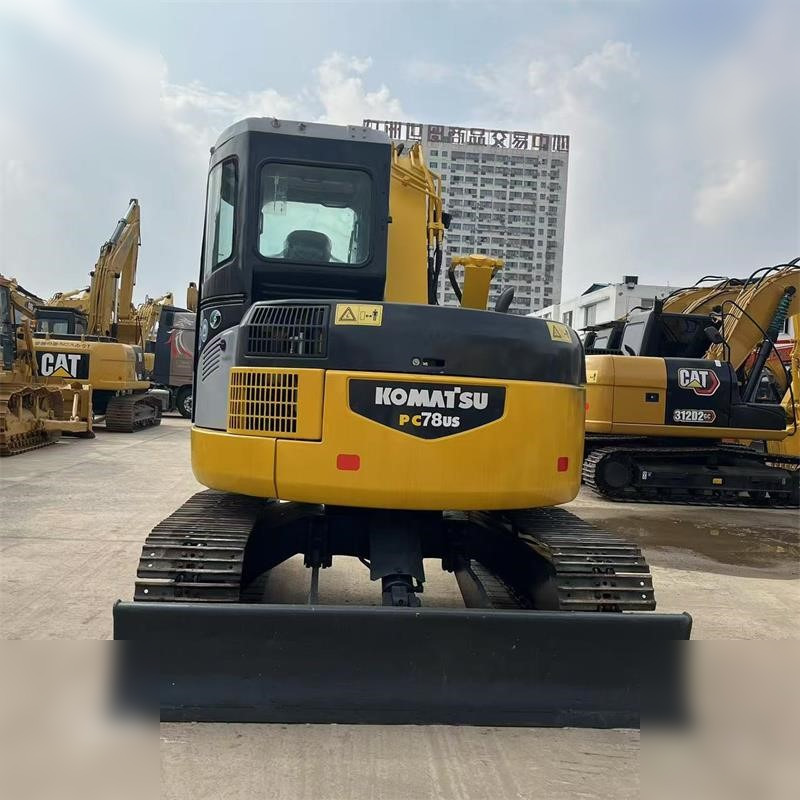 KOMATSU PC78US - Гусеничный экскаватор: фото 4 KOMATSU PC78US - Гусеничный экскаватор: фото 4