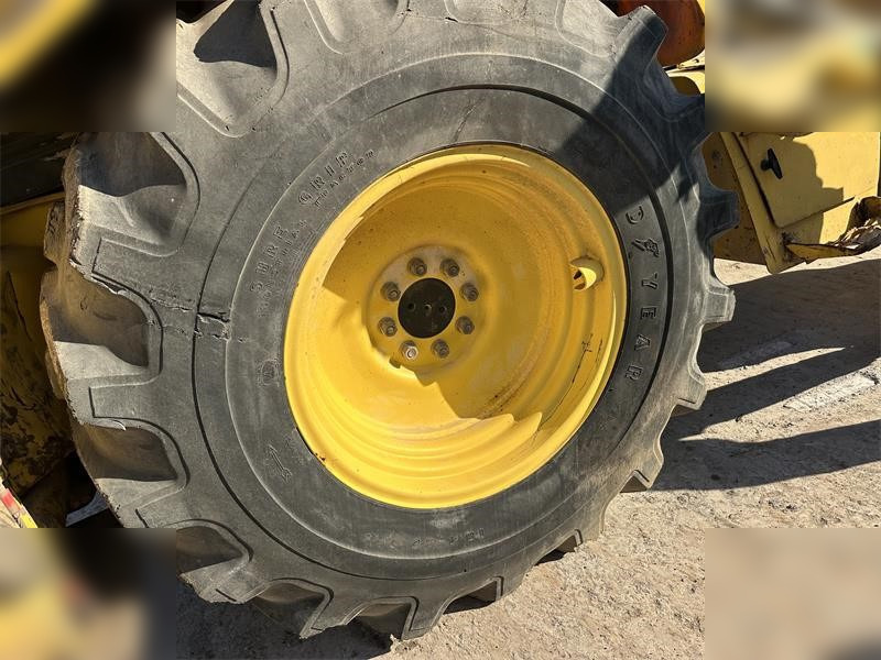 NEW HOLLAND LB95B-4PT - Экскаватор-погрузчик: фото 5 NEW HOLLAND LB95B-4PT - Экскаватор-погрузчик: фото 5