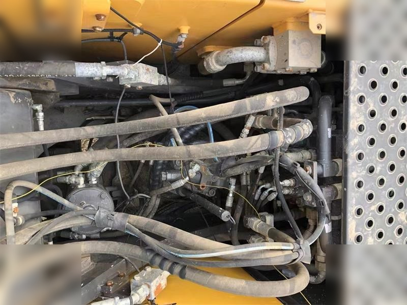 VOLVO EW145B - Колёсный экскаватор: фото 4 VOLVO EW145B - Колёсный экскаватор: фото 4