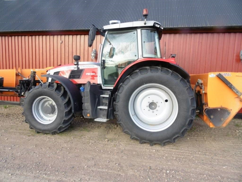 Massey Ferguson 7 S - Трактор: фото 1 Massey Ferguson 7 S - Трактор: фото 1