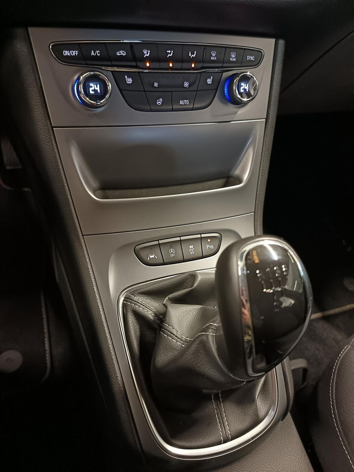 Седан Opel Astra K Lim. 1,0 TURBO 77 kW*TEMP*KLIMA*PDC*SHZ*: фото 14