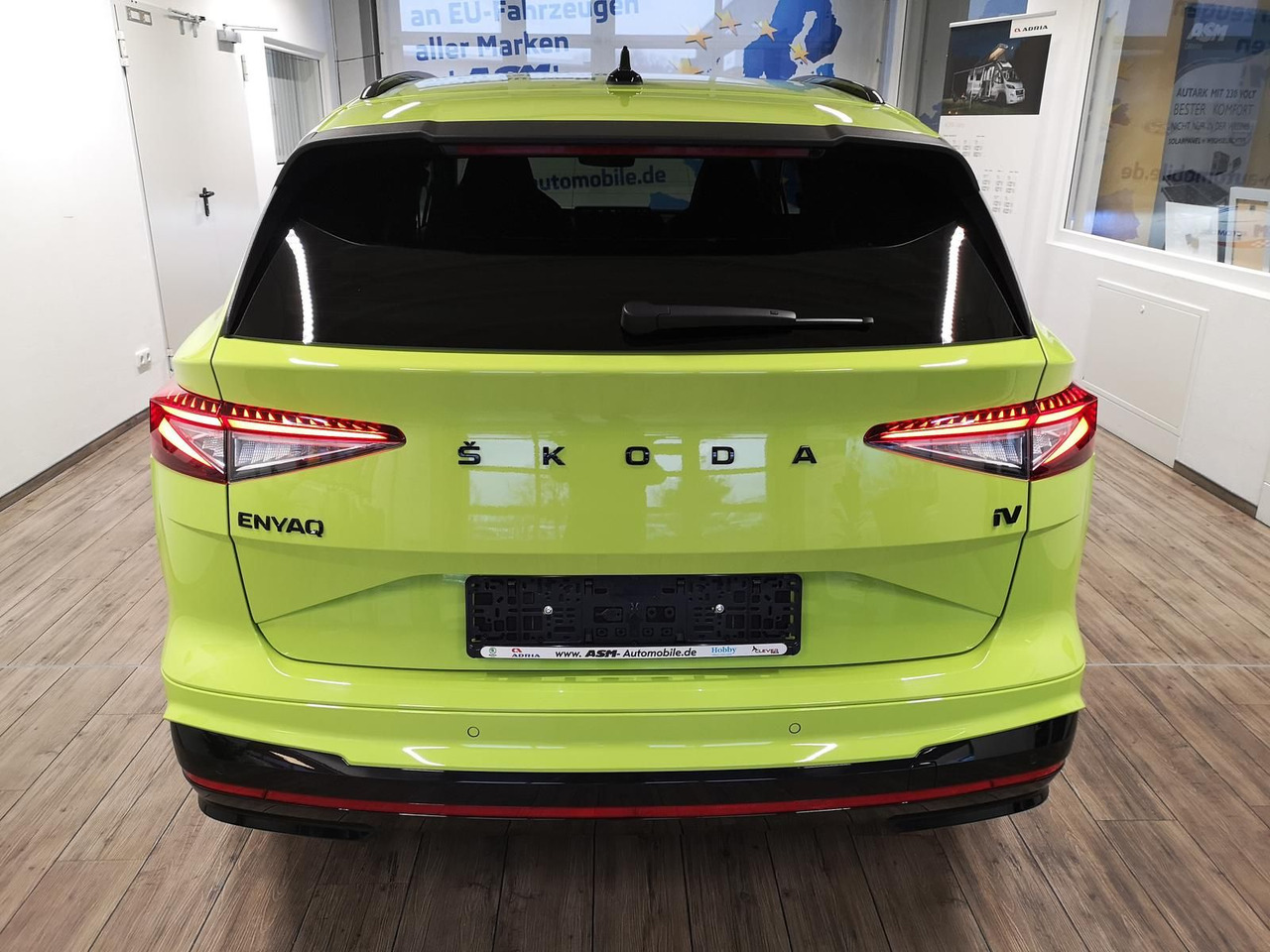 Skoda Enyaq iV RS 220 kW*PSD*AHK*virt.Pedal*360°Kamera - Внедорожник: фото 5 Skoda Enyaq iV RS 220 kW*PSD*AHK*virt.Pedal*360°Kamera - Внедорожник: фото 5
