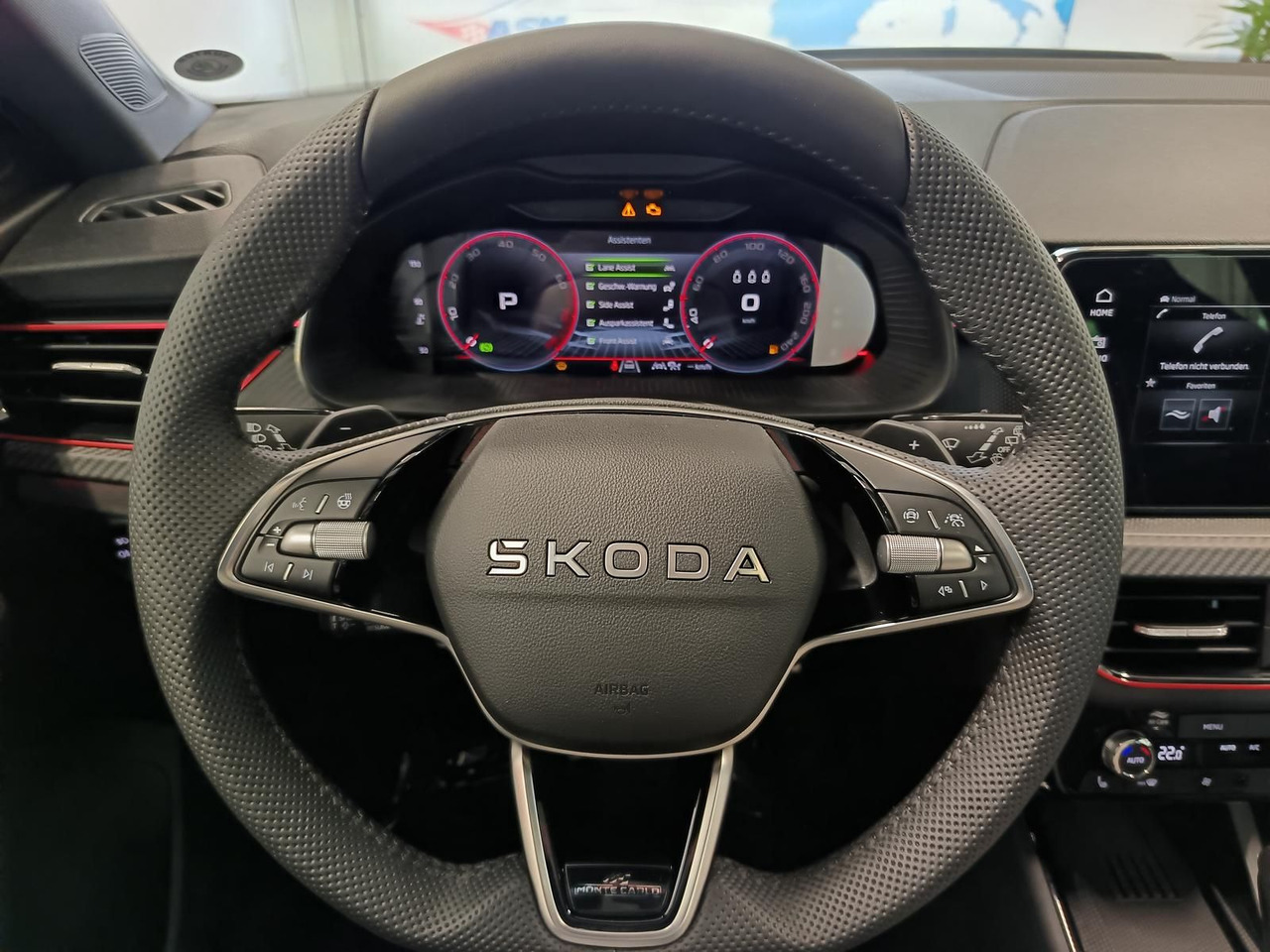 Внедорожник Skoda Kamiq Monte Carlo 1,5 TSI DSG*AHK*PANO*LED*ACC*: фото 8 Внедорожник Skoda Kamiq Monte Carlo 1,5 TSI DSG*AHK*PANO*LED*ACC*: фото 8