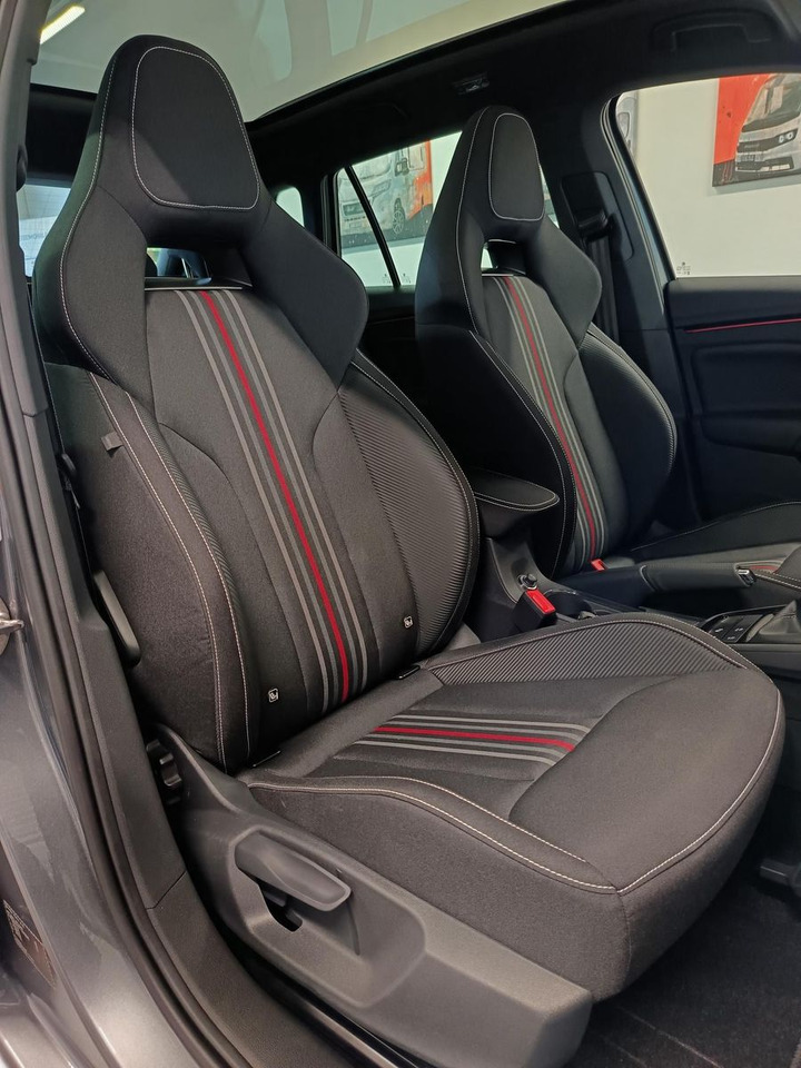 Внедорожник Skoda Kamiq Monte Carlo 1,5 TSI DSG*AHK*PANO*LED*ACC*: фото 21