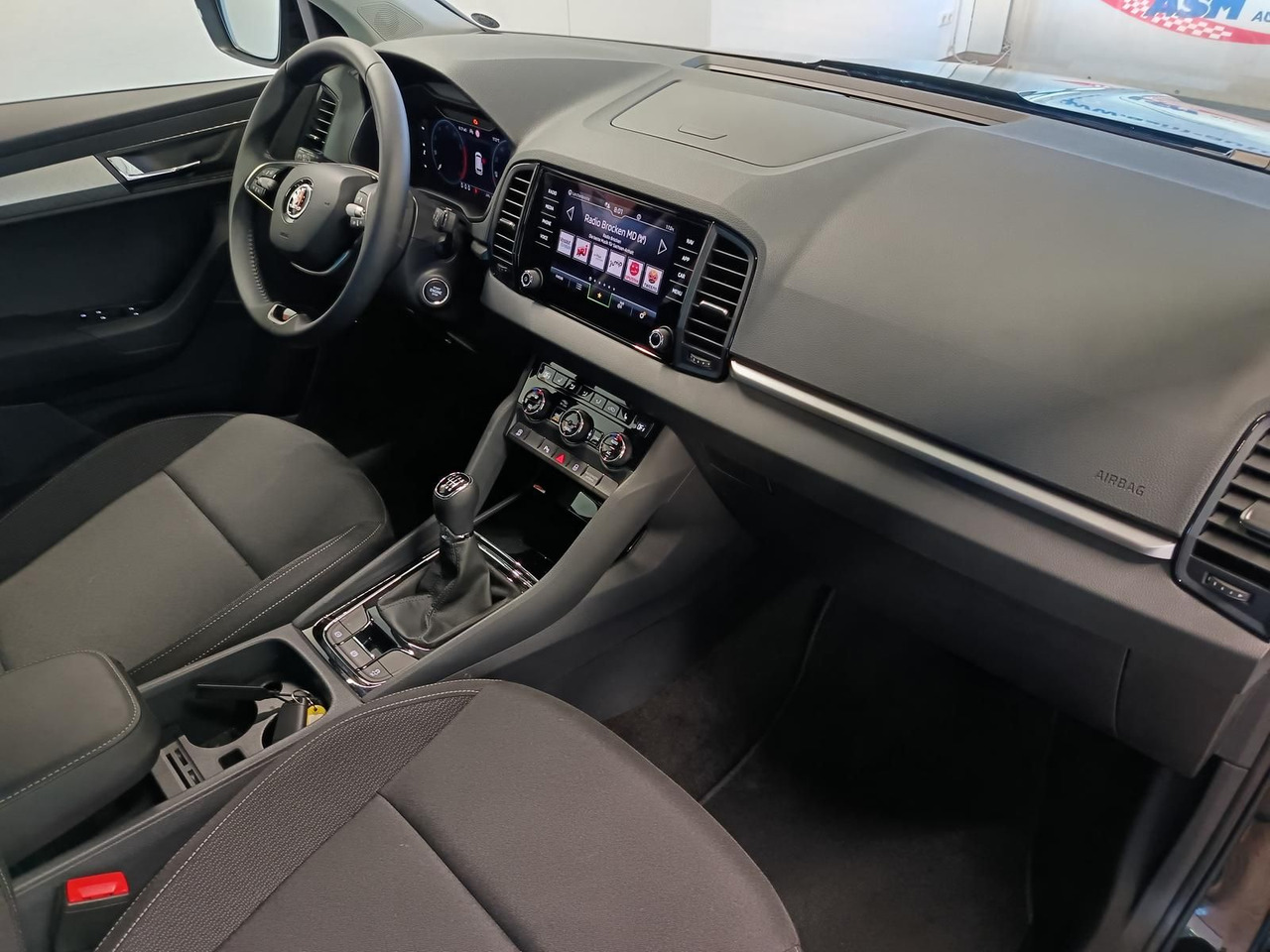 Внедорожник Skoda Karoq Selection 1,5TSI*NAVI*AHK-VORBER*LED*R-KAM: фото 17
