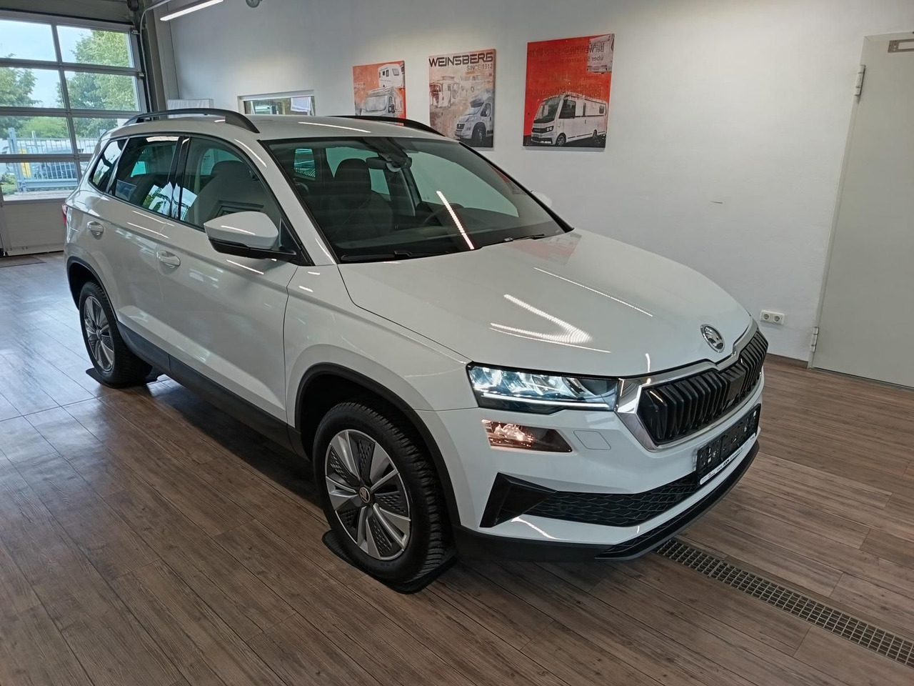Skoda Karoq Style 1,5TSI DSG*AHK-VORBER*NAVI*LED*R-KAM - Внедорожник: фото 3 Skoda Karoq Style 1,5TSI DSG*AHK-VORBER*NAVI*LED*R-KAM - Внедорожник: фото 3