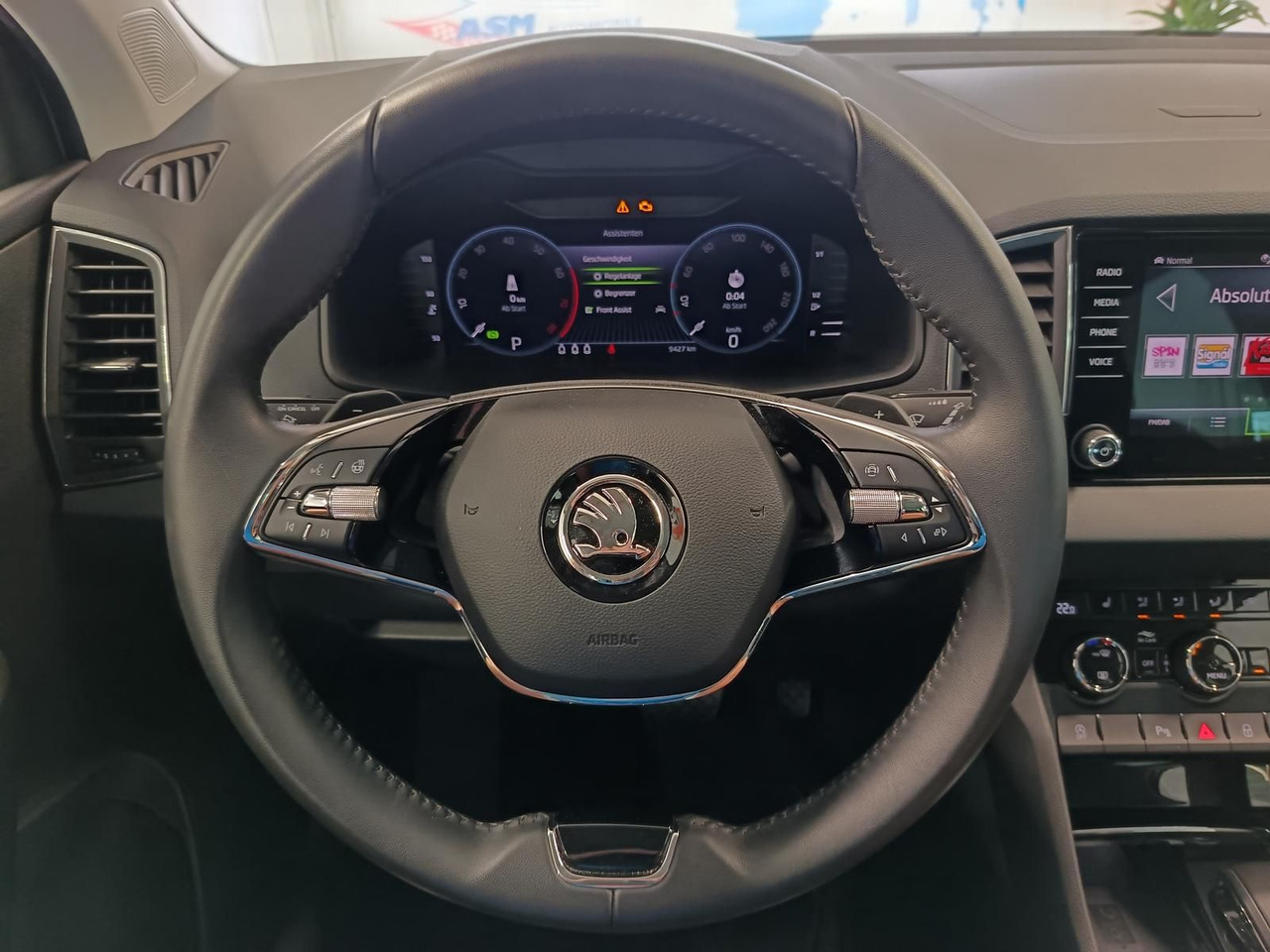 Внедорожник Skoda Karoq Style 1,5TSI DSG*AHK-VORBER*NAVI*LED*R-KAM: фото 8