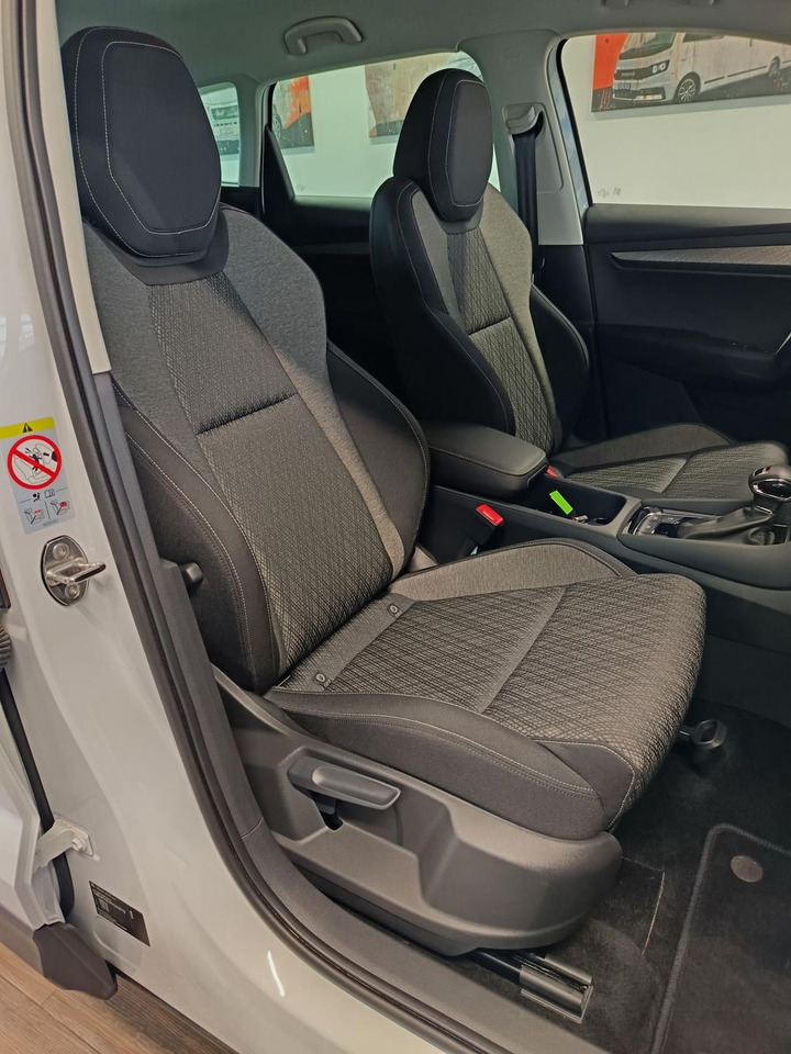 Внедорожник Skoda Karoq Style 1,5TSI DSG*AHK-VORBER*NAVI*LED*R-KAM: фото 20