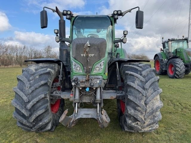 Fendt 720 Vario S4 Profi - Трактор: фото 2 Fendt 720 Vario S4 Profi - Трактор: фото 2