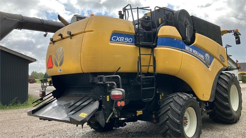 New Holland CX8.90 SLH - Зерноуборочный комбайн: фото 4 New Holland CX8.90 SLH - Зерноуборочный комбайн: фото 4