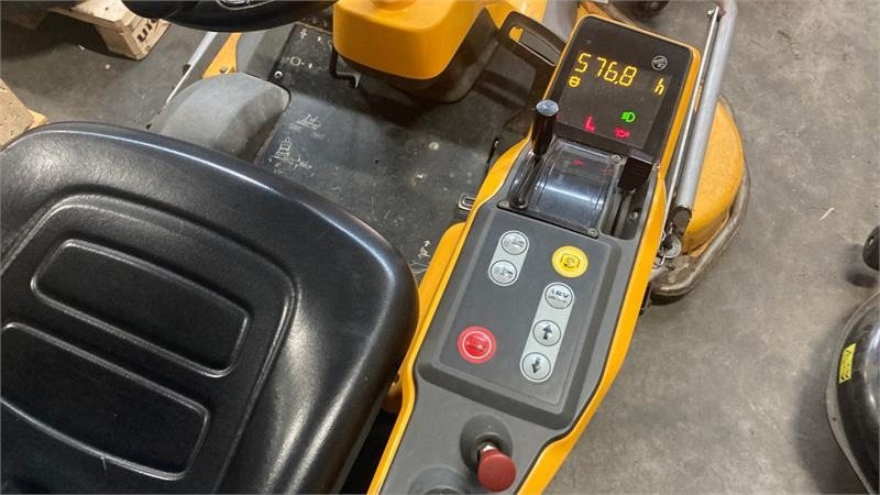 Stiga Park Pro 540IX 4WD 125 Combi Pro el.  - Газонокосилка: фото 5 Stiga Park Pro 540IX 4WD 125 Combi Pro el.  - Газонокосилка: фото 5