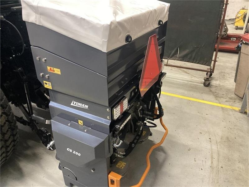 Timan CS-200 Combispreder 300 liter til traktor  - Разбрасыватель песка/ Соли для Коммунальной и специальной техники: фото 3 Timan CS-200 Combispreder 300 liter til traktor  - Разбрасыватель песка/ Соли для Коммунальной и специальной техники: фото 3