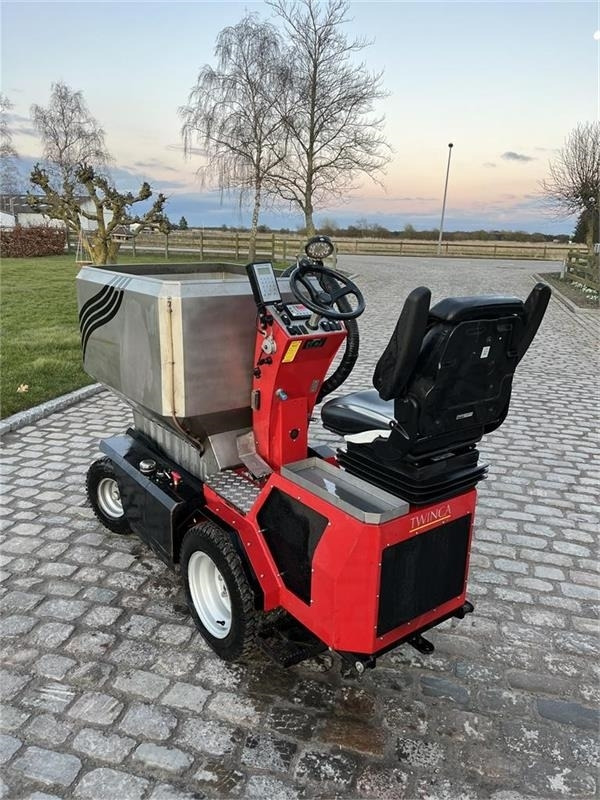 Twinca Fodervogn 4.60 - Инвентарь для животноводства: фото 4 Twinca Fodervogn 4.60 - Инвентарь для животноводства: фото 4