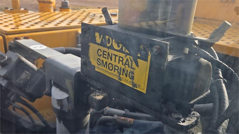 Volvo EC210 BLC - Гусеничный экскаватор: фото 5 Volvo EC210 BLC - Гусеничный экскаватор: фото 5