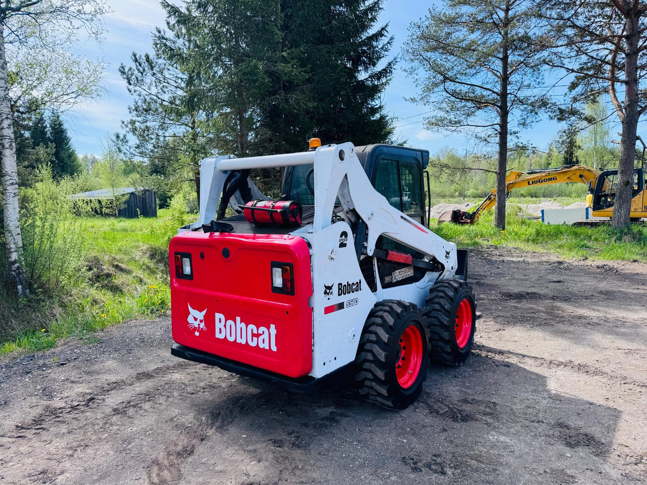 BOBCAT S570 - Мини-погрузчик с бортовым поворотом: фото 4 BOBCAT S570 - Мини-погрузчик с бортовым поворотом: фото 4