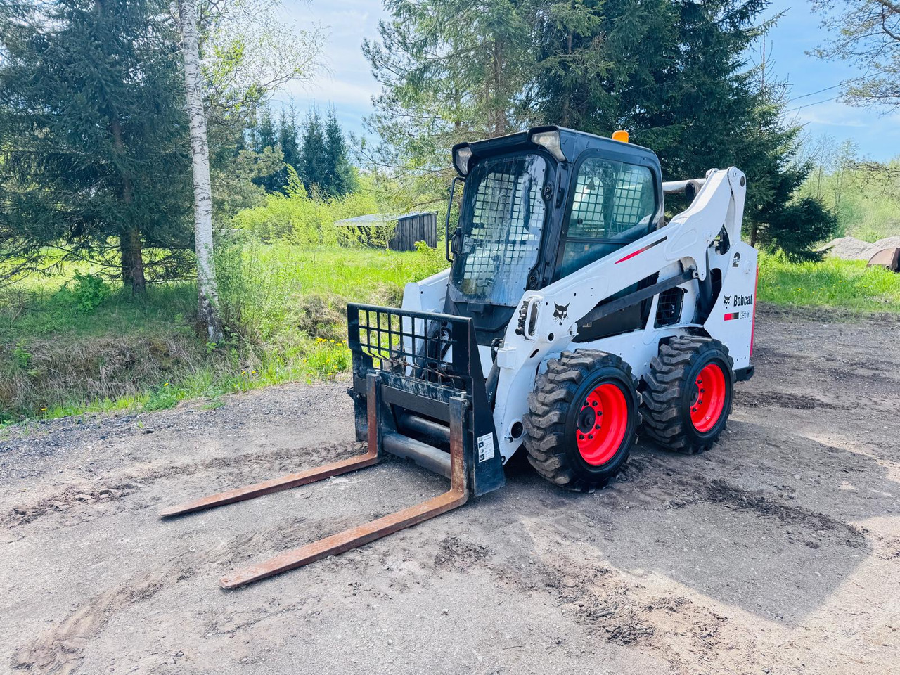 BOBCAT S570 - Мини-погрузчик с бортовым поворотом: фото 1 BOBCAT S570 - Мини-погрузчик с бортовым поворотом: фото 1