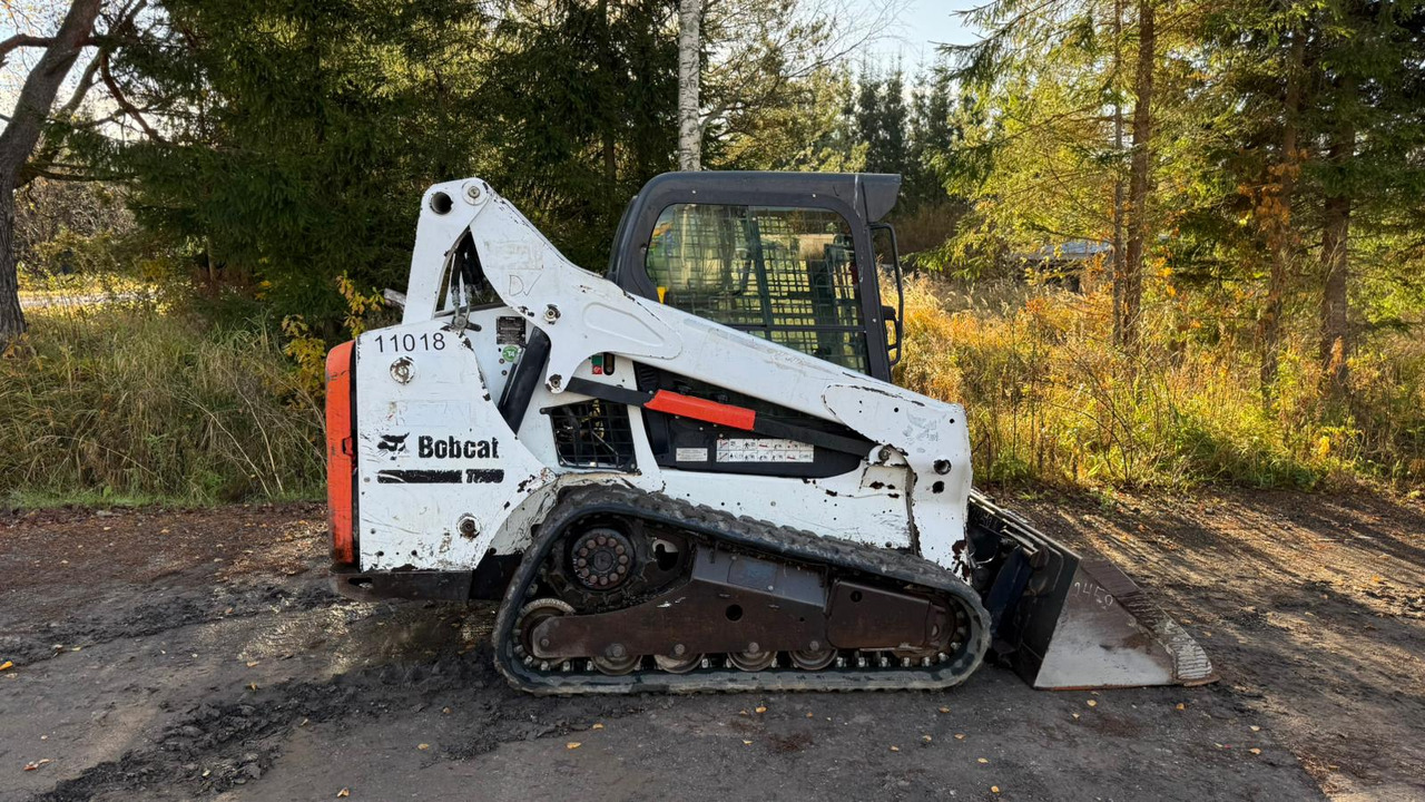 Bobcat T590 - Мини-погрузчик с бортовым поворотом: фото 5 Bobcat T590 - Мини-погрузчик с бортовым поворотом: фото 5