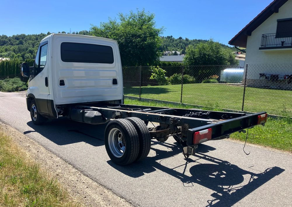 Iveco DAILY 35C13 ramo do zabudowy kiper wywrotka - Грузовик-шасси: фото 4 Iveco DAILY 35C13 ramo do zabudowy kiper wywrotka - Грузовик-шасси: фото 4