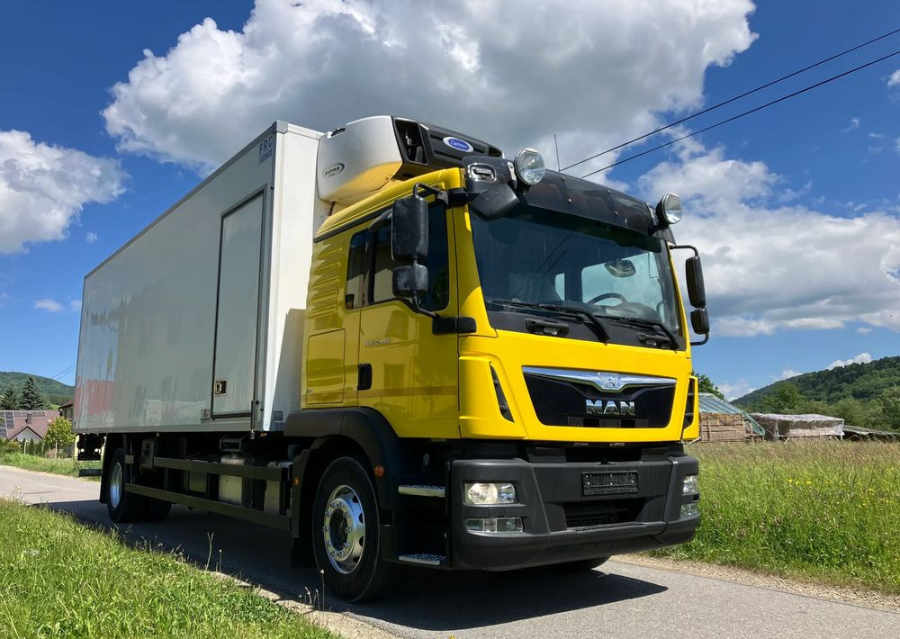 MAN MAN TGM 18.290 SYPIALKA chłodnia izoterma kontener - Рефрижератор: фото 2 MAN MAN TGM 18.290 SYPIALKA chłodnia izoterma kontener - Рефрижератор: фото 2
