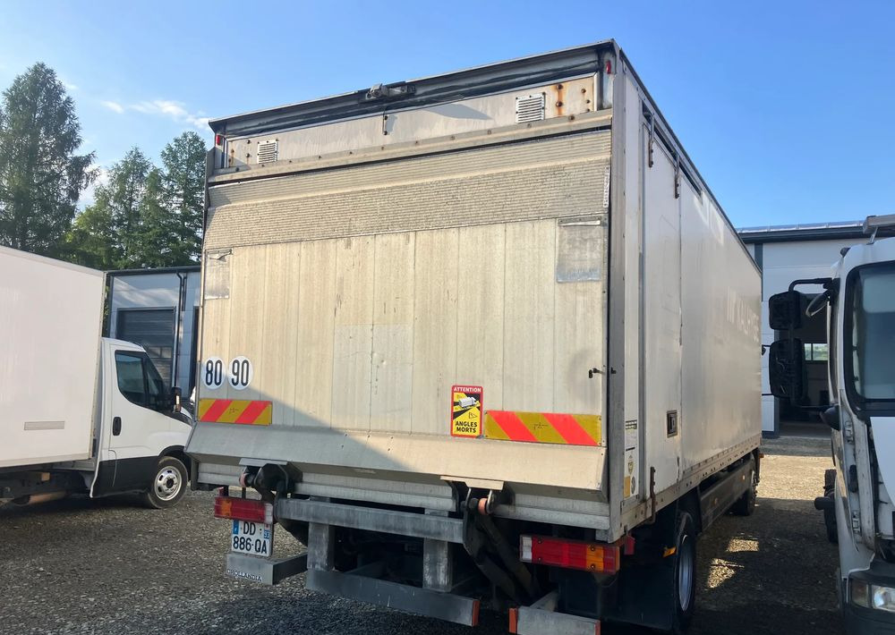 Mercedes-Benz Atego 1218 kurierka kontener - Грузовик с закрытым кузовом: фото 4 Mercedes-Benz Atego 1218 kurierka kontener - Грузовик с закрытым кузовом: фото 4