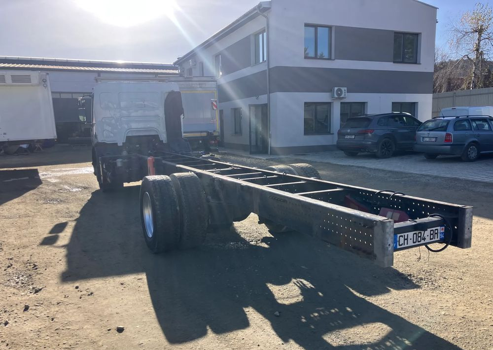 Renault RENAULT Premium 280 ramo do zabudowy - Грузовик-шасси: фото 3 Renault RENAULT Premium 280 ramo do zabudowy - Грузовик-шасси: фото 3