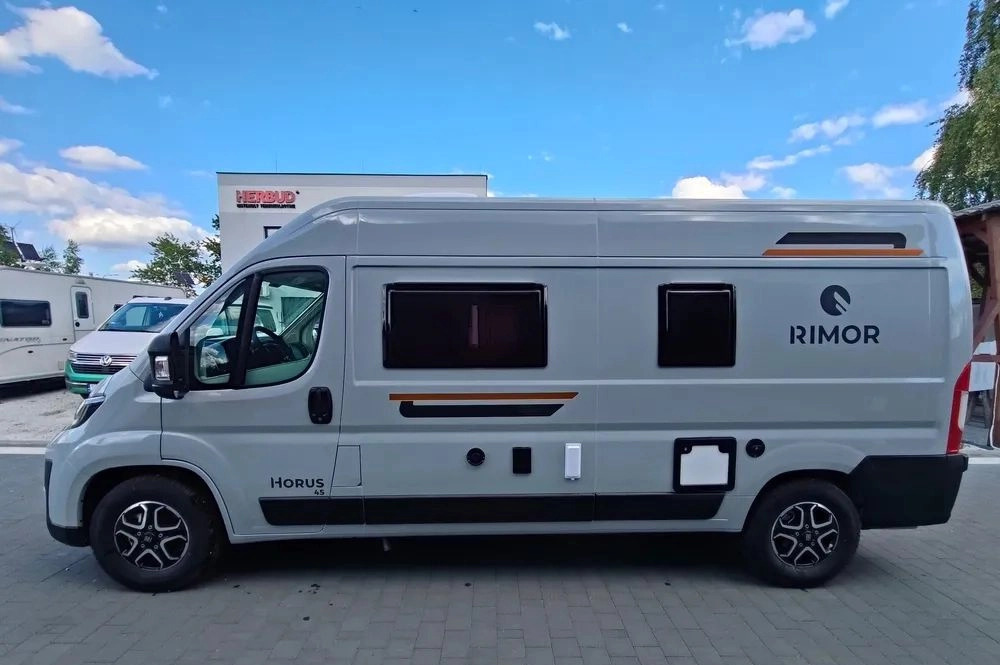 Fiat Ducato Rimor Horus 45 NEW AUTOMAT Grau Truma Diesel Lampen FULL LED 4-Sitzer - Дом на колесах: фото 3 Fiat Ducato Rimor Horus 45 NEW AUTOMAT Grau Truma Diesel Lampen FULL LED 4-Sitzer - Дом на колесах: фото 3