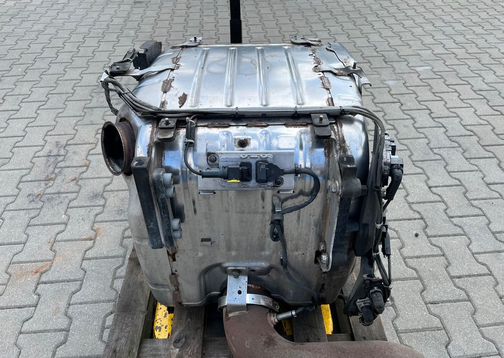 Katalizator Scania R S wydech DPF NGS NGR kompletny - Выхлопная система для Грузовиков: фото 4 Katalizator Scania R S wydech DPF NGS NGR kompletny - Выхлопная система для Грузовиков: фото 4