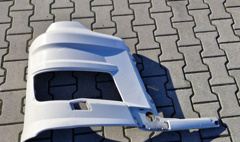 MAN TG3 TGX OKULAR LAMPY NAROŻNIK POSZYCIE ZDERZAKA PRAWY - Кузов и экстерьер: фото 1 MAN TG3 TGX OKULAR LAMPY NAROŻNIK POSZYCIE ZDERZAKA PRAWY - Кузов и экстерьер: фото 1