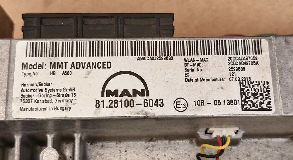 MAN TGX TGS RADIO NAWIGACJA 81.28100-6037 81.28100-6043 - Кабина и интерьер: фото 2 MAN TGX TGS RADIO NAWIGACJA 81.28100-6037 81.28100-6043 - Кабина и интерьер: фото 2