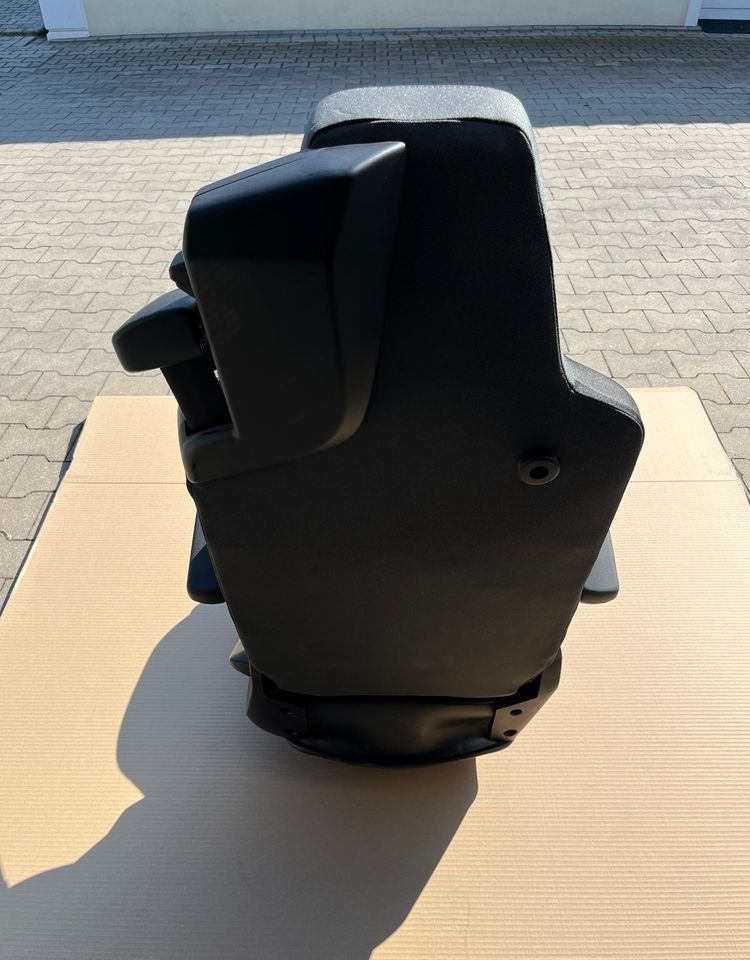 NOWY Fotel kierowcy MAN TG3 TGX nowy model siedzenie lewe - Сиденье для Грузовиков: фото 5 NOWY Fotel kierowcy MAN TG3 TGX nowy model siedzenie lewe - Сиденье для Грузовиков: фото 5
