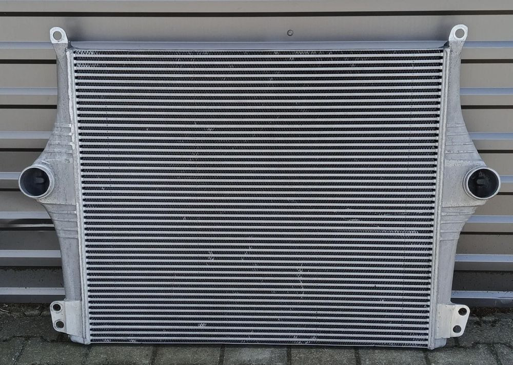 Scania S CHŁODNICA POWIETRZA INTERCOOLER 2433151 - Интеркулер для Грузовиков: фото 1 Scania S CHŁODNICA POWIETRZA INTERCOOLER 2433151 - Интеркулер для Грузовиков: фото 1