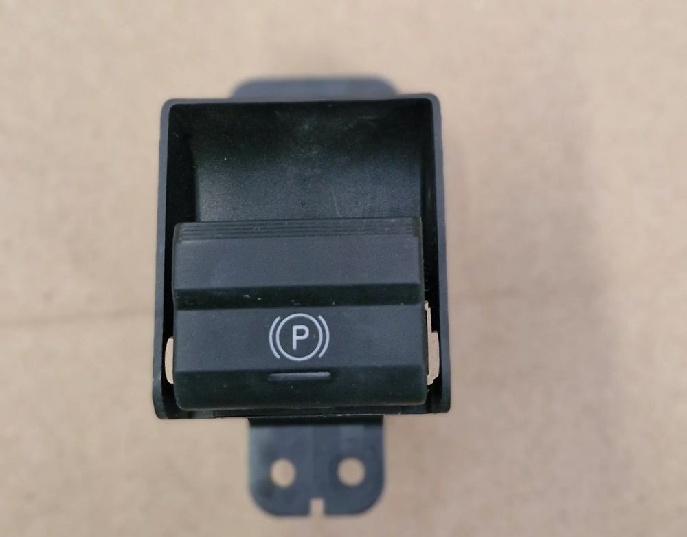 VOLVO FH5 FM5 HAMULEC RĘCZNY PRZYCISK - Детали тормозной системы: фото 1 VOLVO FH5 FM5 HAMULEC RĘCZNY PRZYCISK - Детали тормозной системы: фото 1