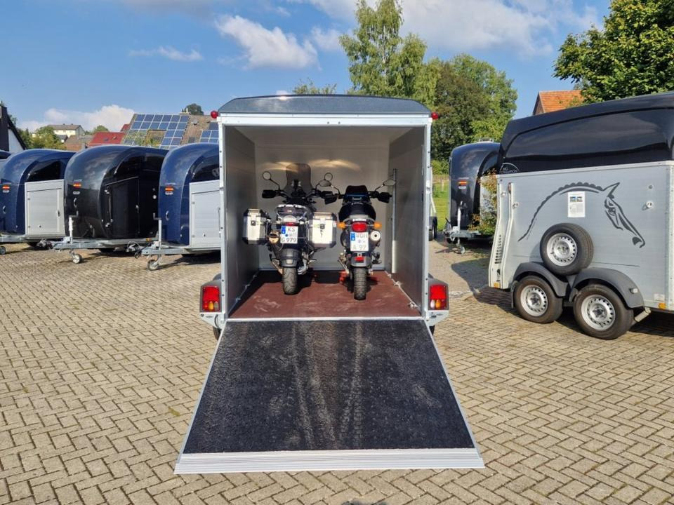 Böckmann KT-PB-AL 3018/27 Kofferanhänger,100 km/h,PKW Anhänger - Прицеп-фургон: фото 2 Böckmann KT-PB-AL 3018/27 Kofferanhänger,100 km/h,PKW Anhänger - Прицеп-фургон: фото 2