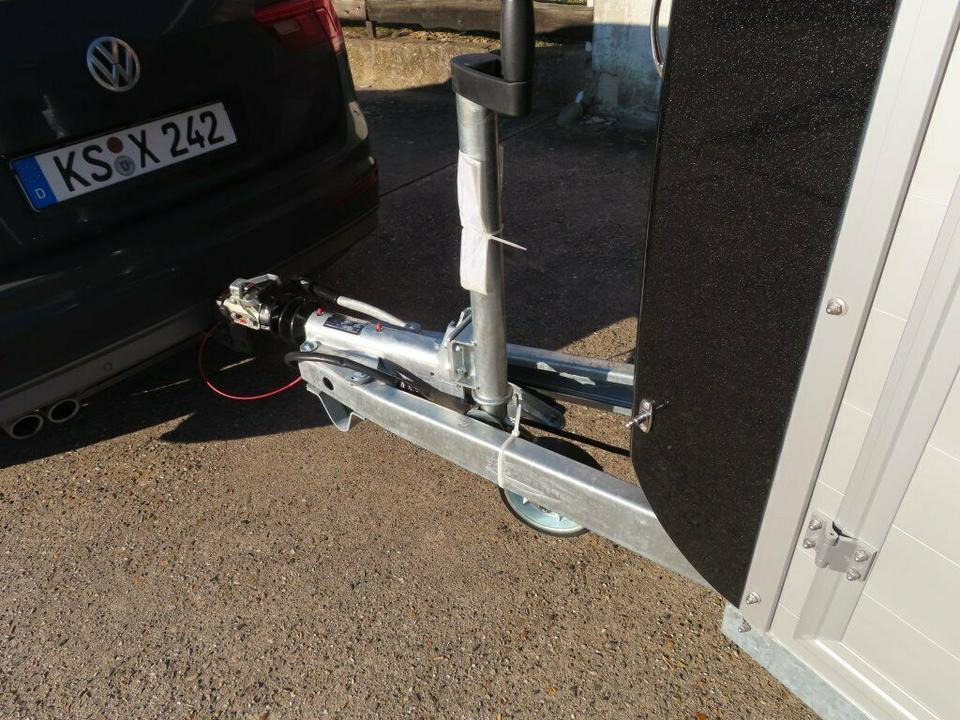 Прицеп-коневоз Böckmann Pferdeanhänger Champion R, Alub., 100 km/h: фото 15 Прицеп-коневоз Böckmann Pferdeanhänger Champion R, Alub., 100 km/h: фото 15