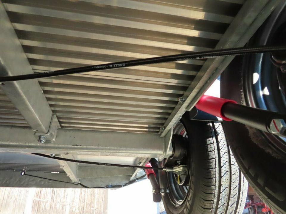 Прицеп-коневоз Böckmann Pferdeanhänger Champion R, Alub., 100 km/h: фото 14 Прицеп-коневоз Böckmann Pferdeanhänger Champion R, Alub., 100 km/h: фото 14